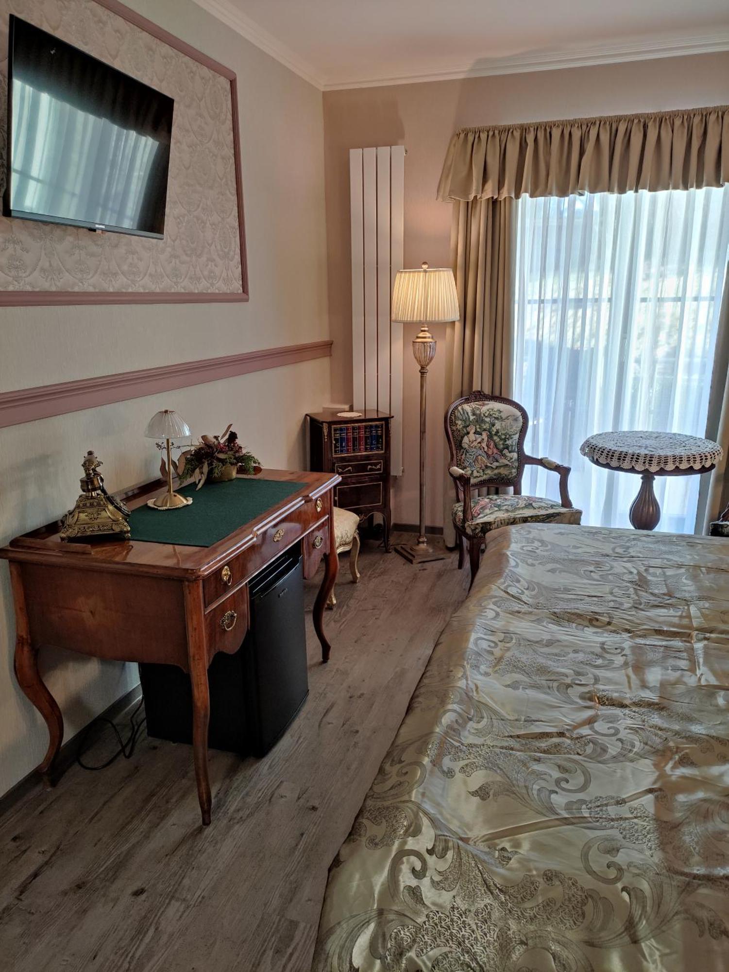Pilgrims Inn Kreischa Extérieur photo